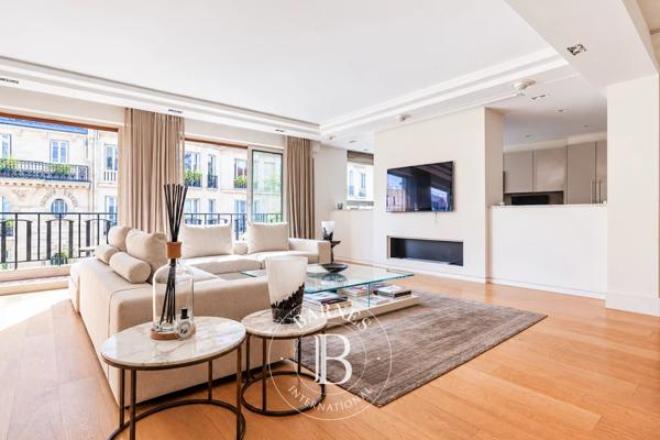 Paris 16ème, Appartement 2 Chambres -  123 m² à vendre