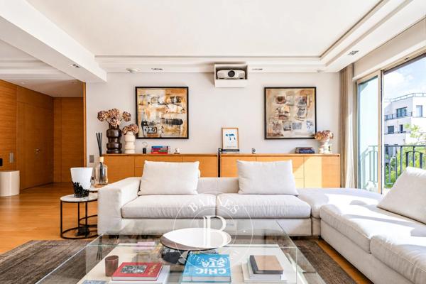 Paris 16ème, Appartement 2 Chambres -  123 m² à vendre