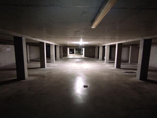 Parking / box Aix En Provence