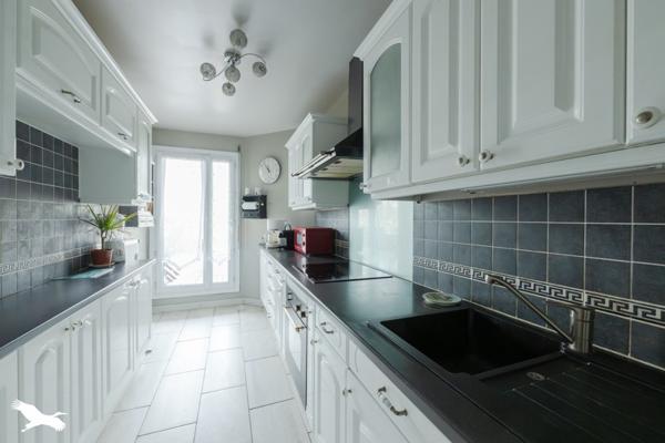 Appartement à vendre 281 100 € Éragny 5 p 107 m² DPE B
