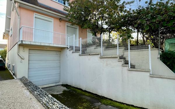 Maison à vendre    6 pièces •  Bures-sur-Yvette