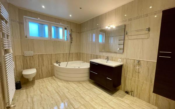 Maison à vendre    6 pièces •  Bures-sur-Yvette