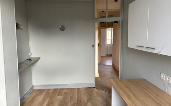 Appartement à vendre    3 pièces • 70,11 m2 Bourg-en-Bresse