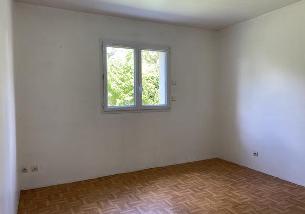 Maison non mitoyenne de 132.25 m² avec 4 chambres sur un terrain de 426 m²