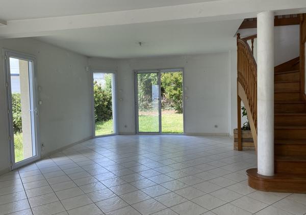 Maison non mitoyenne de 132.25 m² avec 4 chambres sur un terrain de 426 m²