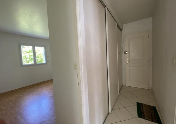 Maison non mitoyenne de 132.25 m² avec 4 chambres sur un terrain de 426 m²