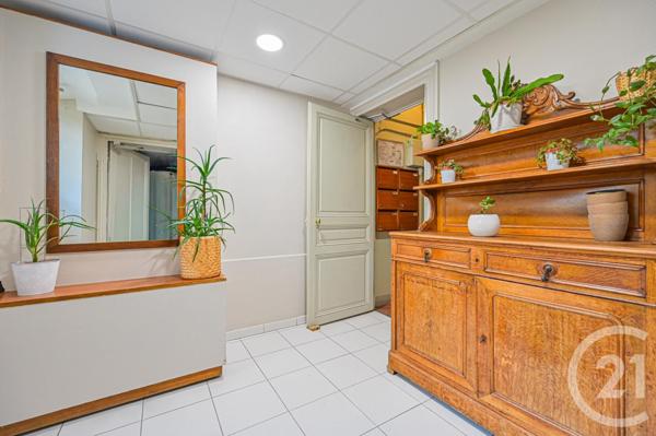 Appartement F4 à vendre  4 pièces - 56 m2 PARIS - 75007