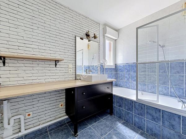 Orvault Haute Vallée : Idéal premier achat ou investissement ! En vente, appartement T2 libre d'occupation