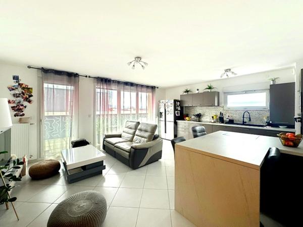 Appartement T3 65m² + garage 42 m² – Neydens