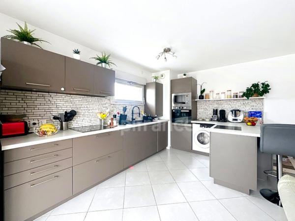 Appartement T3 65m² + garage 42 m² – Neydens