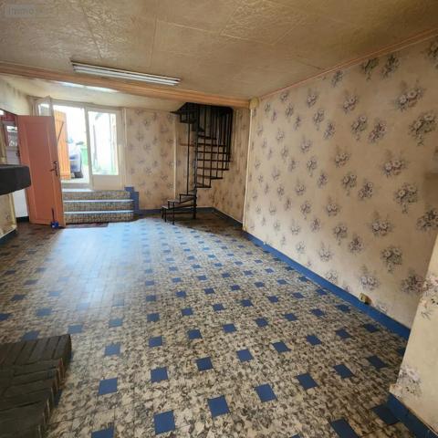 Achat - Immeuble La Ferté-Bernard 72400 164 m 2 101 m 2