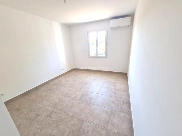 Location                                                      Maison
                        
                     5 pièces                      132 m2                     à Draguignan