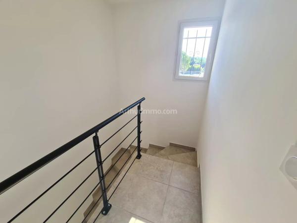 Location                                                      Maison
                        
                     5 pièces                      132 m2                     à Draguignan