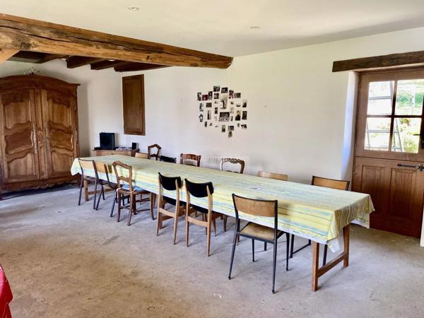 Vente Maison 7 pièces 199 m2 à La Chartre-sur-le-Loir