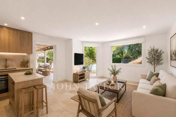 Villa d'architecte en pierres, hauteurs résidentielles recherchées