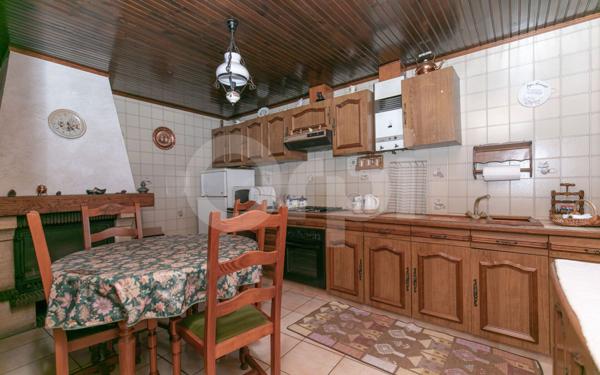 Immeuble à vendre    9 pièces •  Champigny-sur-Marne