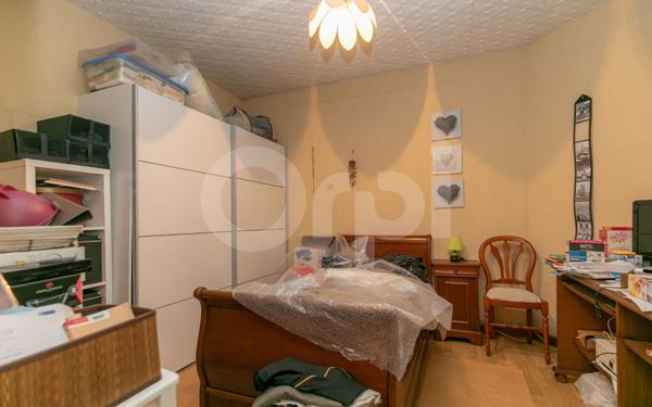 Immeuble à vendre    9 pièces •  Champigny-sur-Marne