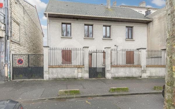 Immeuble à vendre    9 pièces •  Champigny-sur-Marne