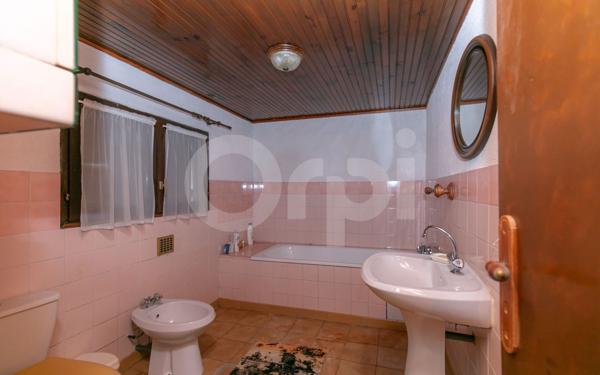 Immeuble à vendre    9 pièces •  Champigny-sur-Marne