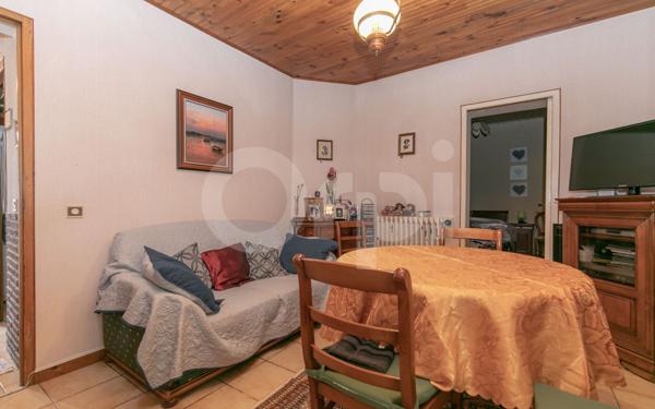 Immeuble à vendre    9 pièces •  Champigny-sur-Marne