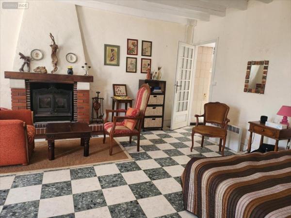 Maison à vendre à Bessais-le-Fromental dans le Cher (18210), ref : 1083922DA