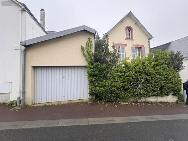 Maison individuelle à vendre à Saint-Pair-sur-Mer dans la Manche (50380), ref : VM3877-50026