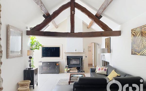 Maison à vendre    8 pièces • 264,55 m2 Saulx-les-Chartreux