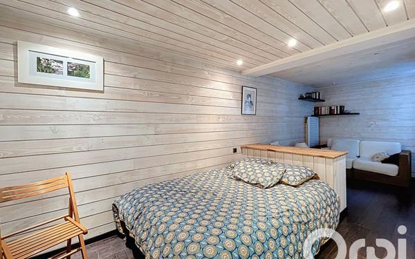 Maison à vendre    8 pièces • 264,55 m2 Saulx-les-Chartreux