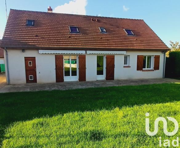 Maison 8 pièces de 140 m² à Averdon (41330)