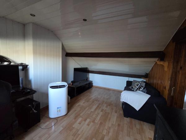 TREMBLAY EN FRANCE - Maison T5 - 115 m2 habitable - Terrain 396 m2 avec piscine