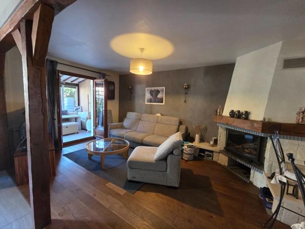 TREMBLAY EN FRANCE - Maison T5 - 115 m2 habitable - Terrain 396 m2 avec piscine
