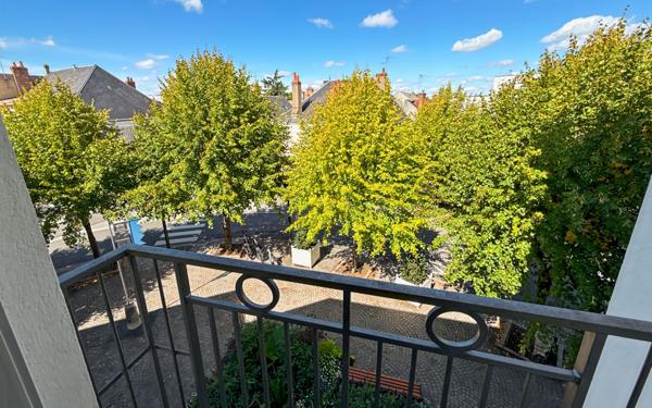 Appartement à vendre    2 pièces • 48,57 m2 Olivet