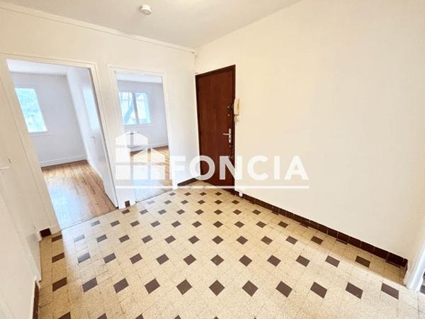 Location Appartement 3 pièces 61.55 m² - 70 RUE DE L'ISLE Valence 26000