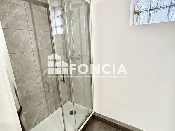 Location Appartement 3 pièces 61.55 m² - 70 RUE DE L'ISLE Valence 26000