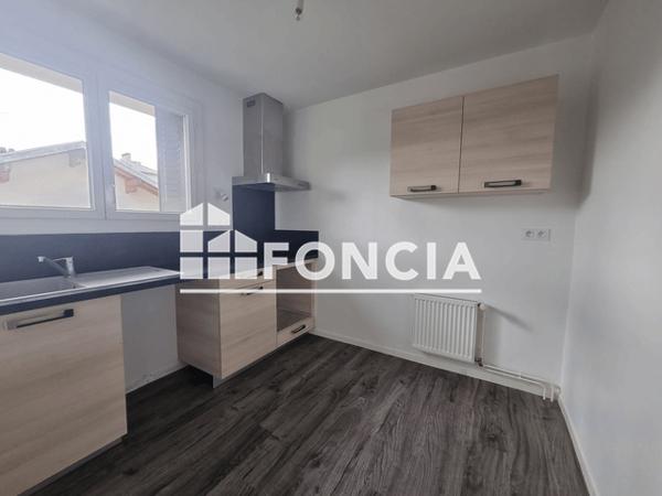 Location Appartement 3 pièces 57.14 m² - 9 RUE DE L'ANGE ROUBAUD Gap 05000
