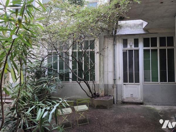 Hyper Centre LE MANS : dans Immeuble  du 19e, 4 chambres, 2e étage, 195 m²