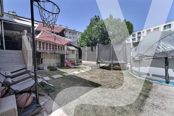 Maison familiale avec terrasse et jardin - 78500 Sartrouville - Réf 1909