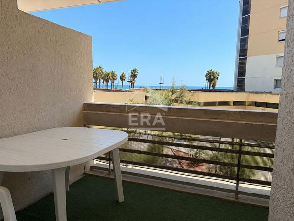 Canet En Roussillon : Appartement à vendre avec loggia vue mer
