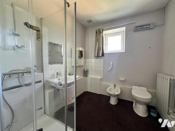 MAILLEZAIS BOURG - MAISON ANCIENNE EN BORD DE CONCHE