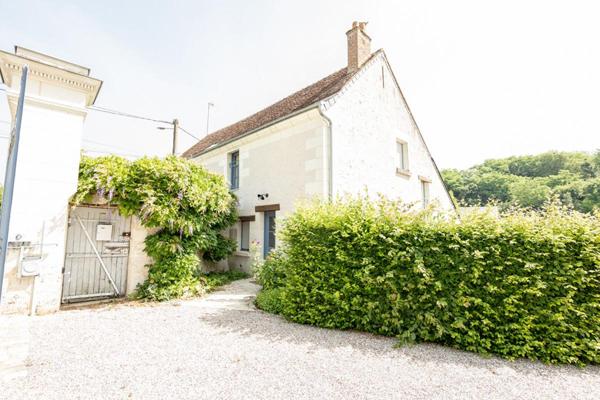 LIEUX UNIQUES ® PROPRIÉTÉS PRIVÉES PROPOSE TRÈS JOLI BÂTISSE-MOULIN DE 240 M² À BLÉRÉ (37) SUR 2.90 HA