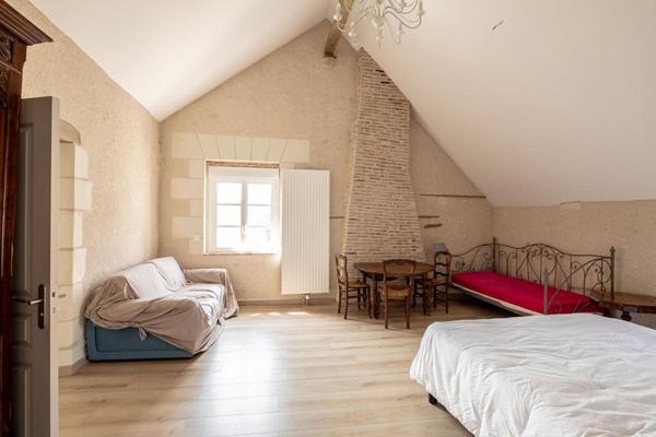 LIEUX UNIQUES ® PROPRIÉTÉS PRIVÉES PROPOSE TRÈS JOLI BÂTISSE-MOULIN DE 240 M² À BLÉRÉ (37) SUR 2.90 HA