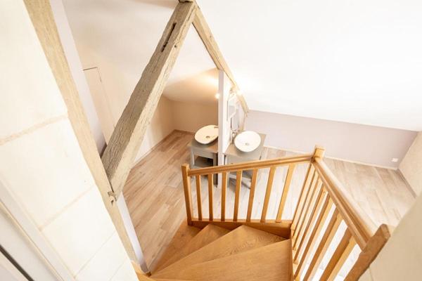 LIEUX UNIQUES ® PROPRIÉTÉS PRIVÉES PROPOSE TRÈS JOLI BÂTISSE-MOULIN DE 240 M² À BLÉRÉ (37) SUR 2.90 HA