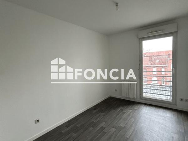 Location Appartement 4 pièces 93.2 m² - RESIDENCE LES JARDINS DE CARNOT - 14 RUE CARNOT PORTE 35 Lens 62300
