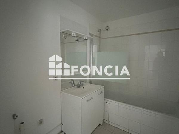 Location Appartement 4 pièces 93.2 m² - RESIDENCE LES JARDINS DE CARNOT - 14 RUE CARNOT PORTE 35 Lens 62300