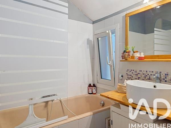Maison à vendre 5 pièces 75 m² Paray-Vieille-Poste