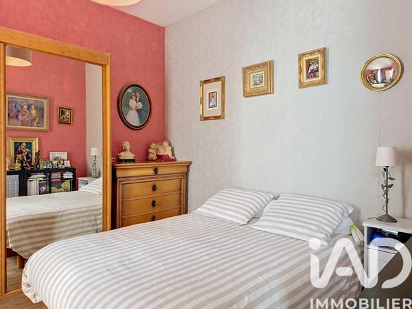 Maison à vendre 5 pièces 75 m² Paray-Vieille-Poste