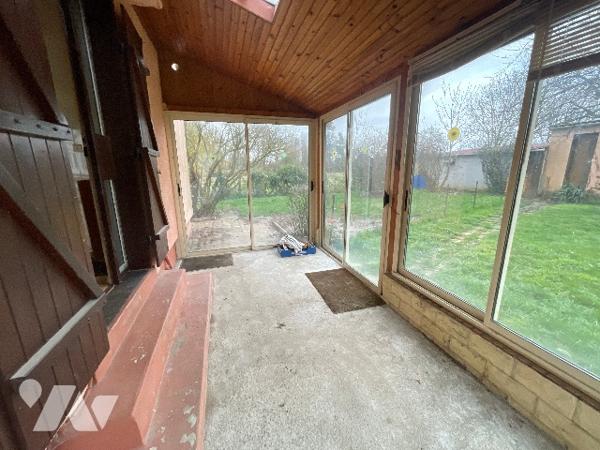 Pavillon de plain-pied avec jardin et garage