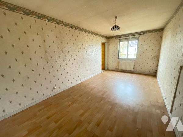 Pavillon de plain-pied avec jardin et garage