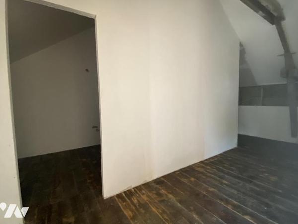 MAISON 92M² - 1629 M² de parcelle 