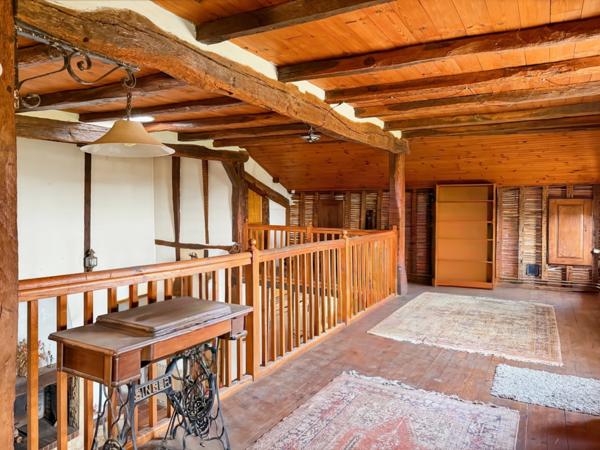 Maison à vendre 9 pièces LE HOUGA (32) - 250 m2 de surface habitable - 16183 m2 de terrain